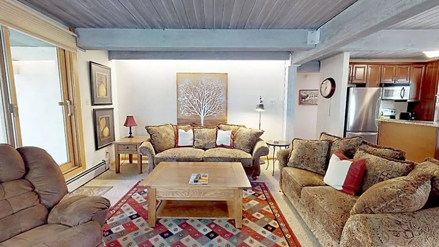 Top Of The Village ROOM_EXAMPLE