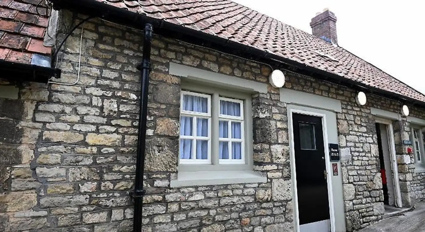 Fox & Goose EXTERIOR