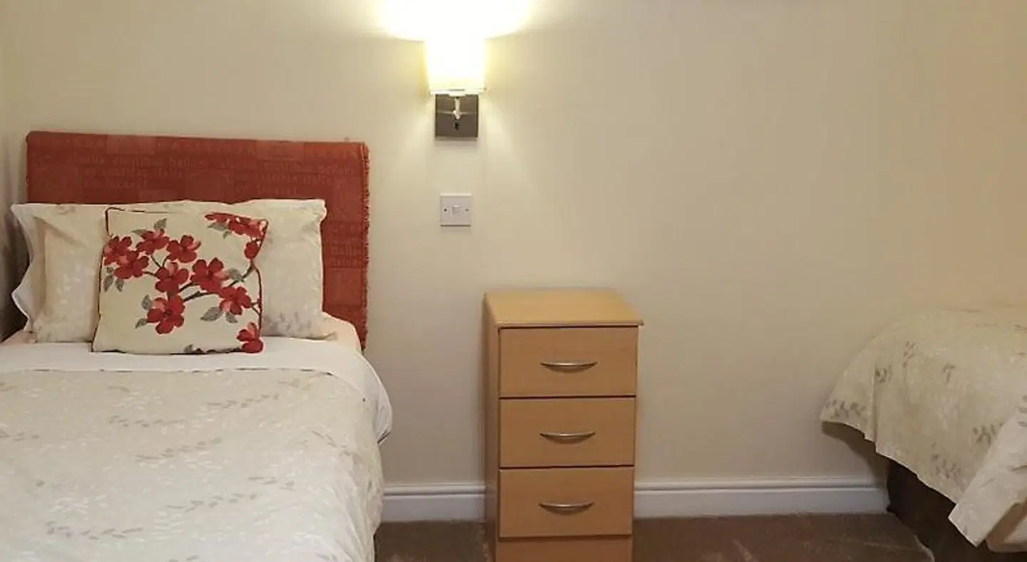 Dragon Bed and Breakfast ROOM_EXAMPLE