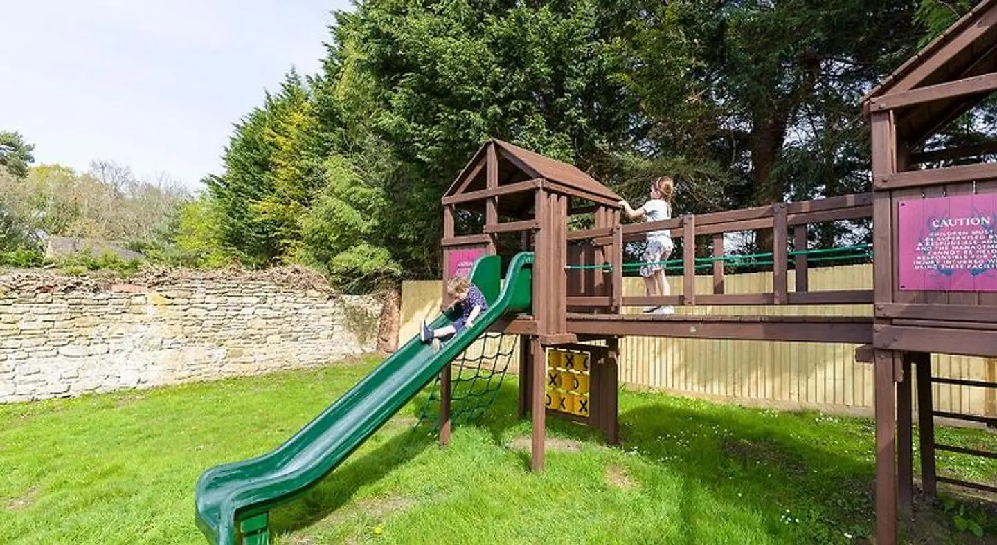The Frampton Arms Garten