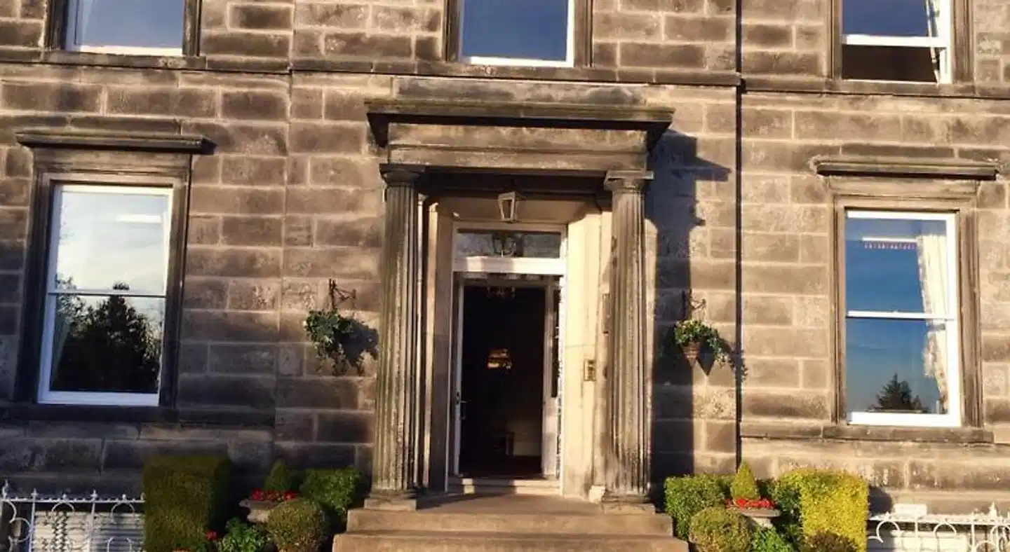 Garvock House Hotel Aussenansicht