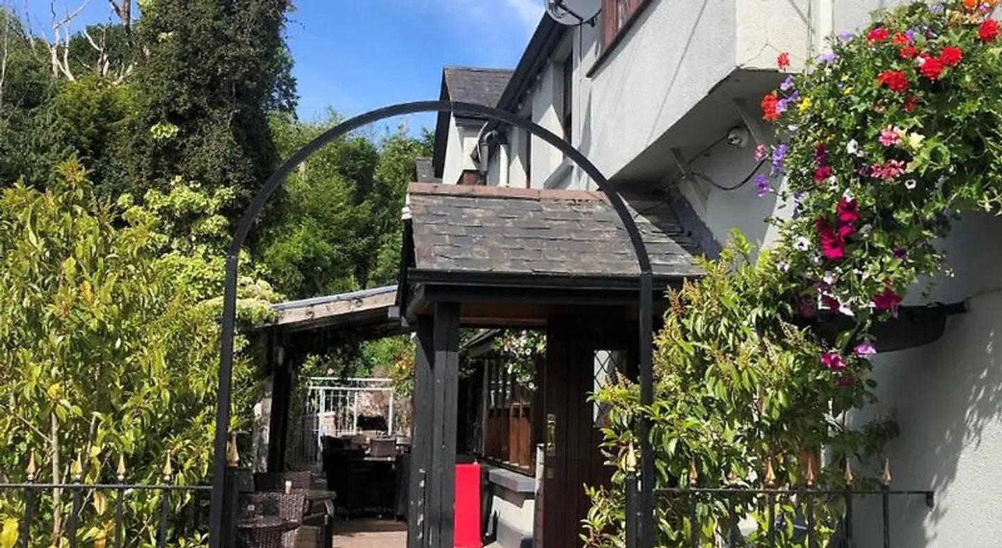 Chester Beatty Inn EXTERIOR