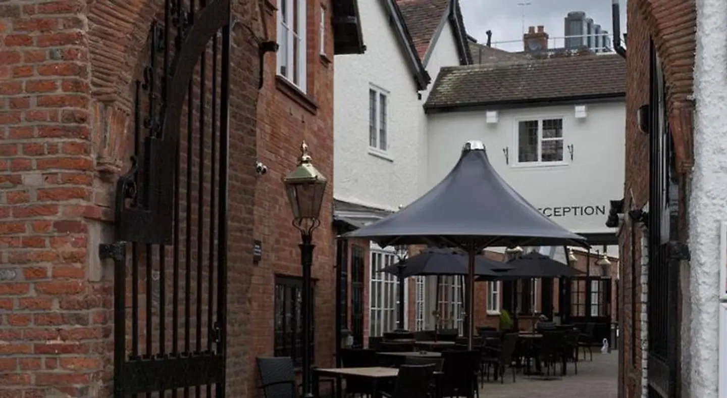 The White Swan Hotel Aussenansicht