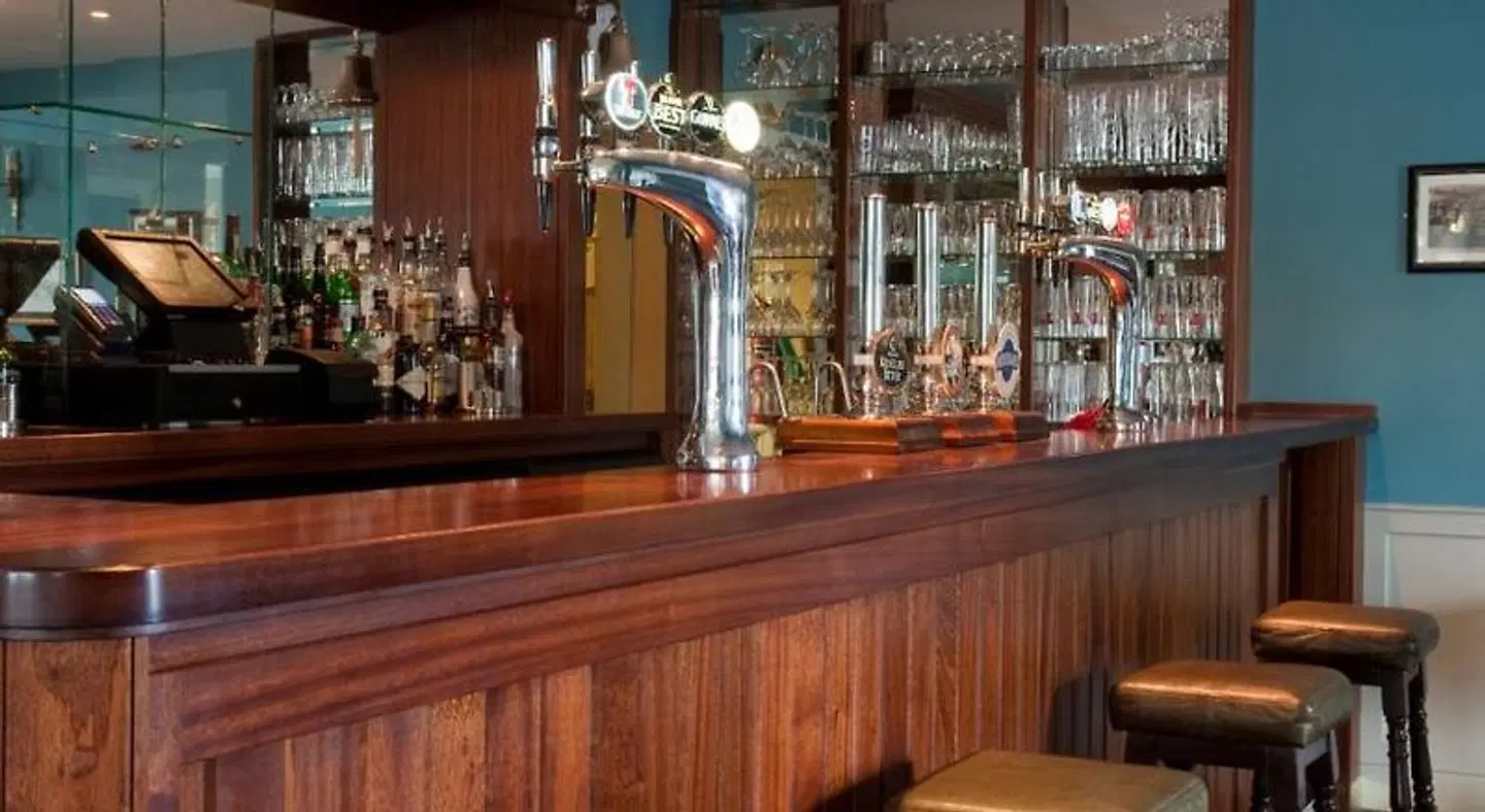 The Bridge Inn LOUNGE_LOBBY