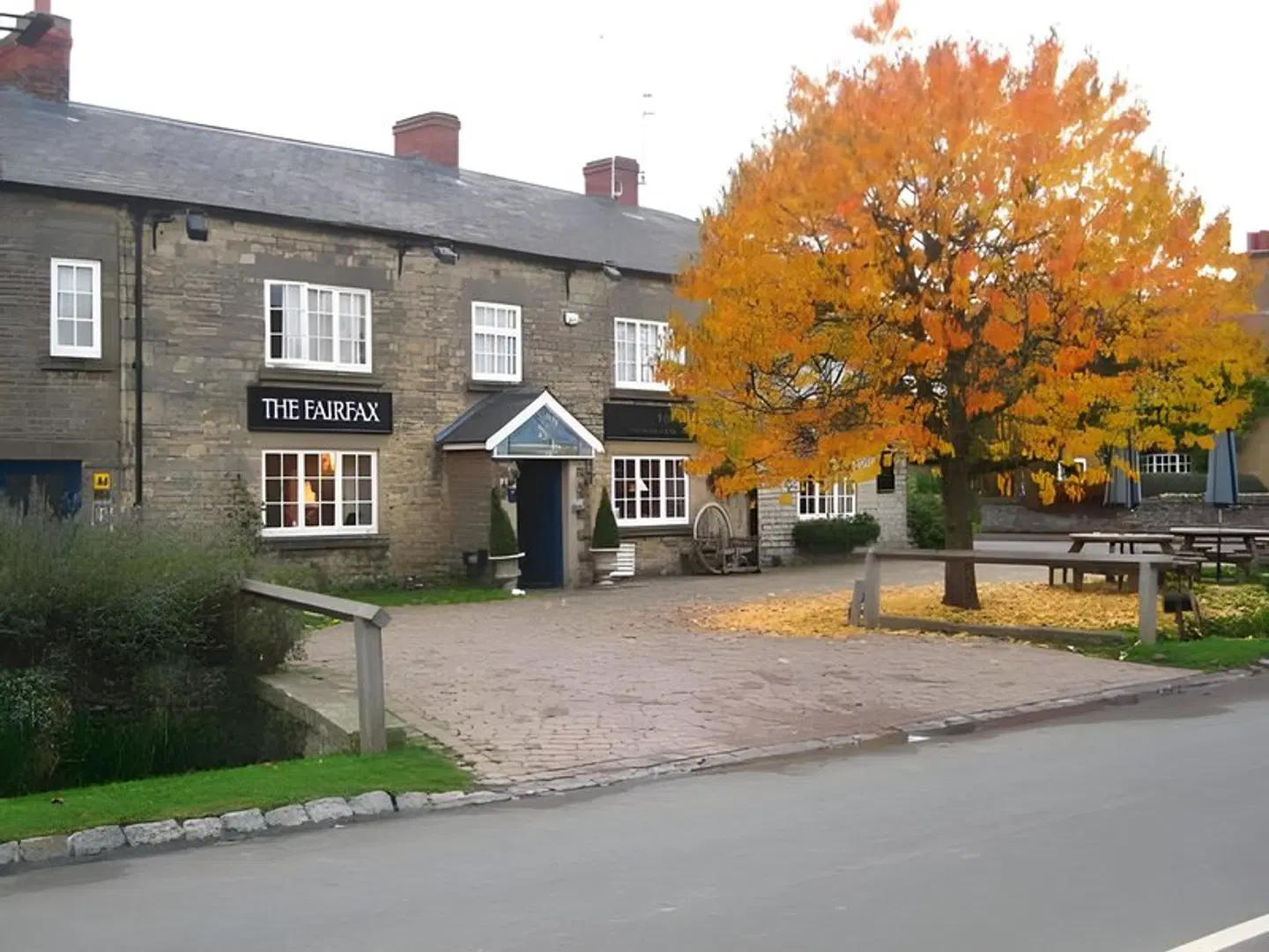 The Fairfax Arms EXTERIOR