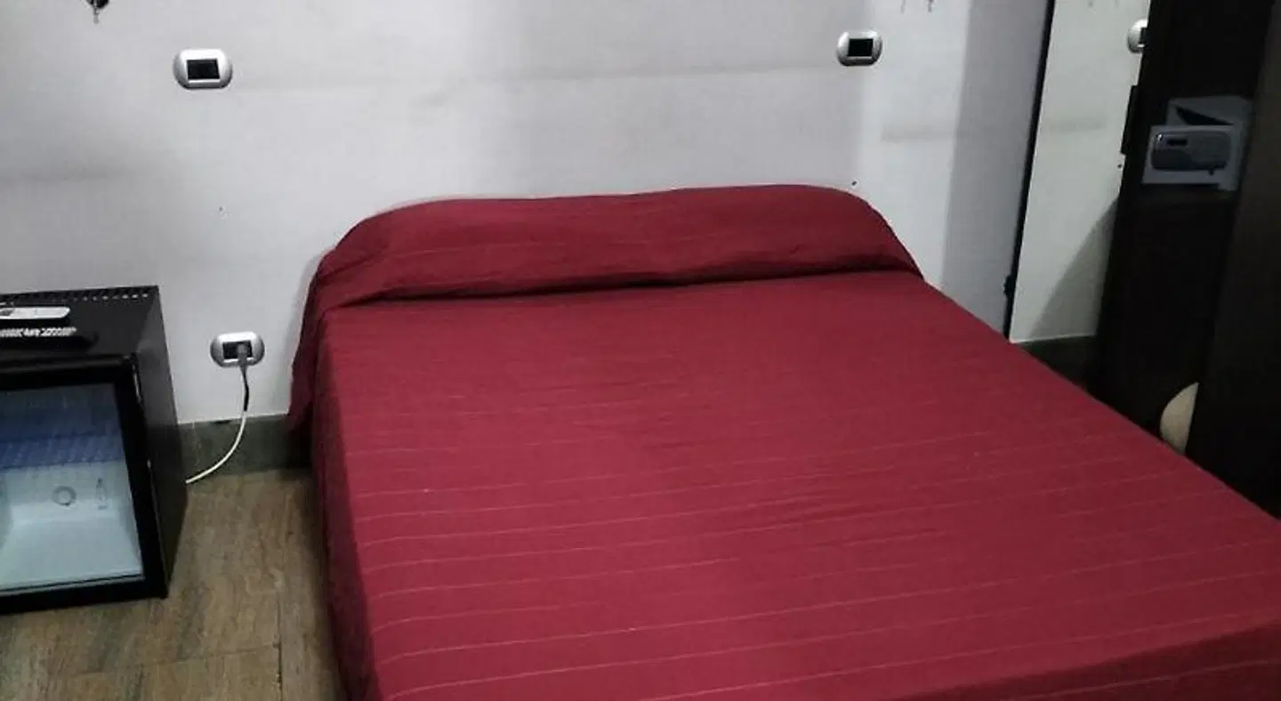 Montreal ROOM_EXAMPLE