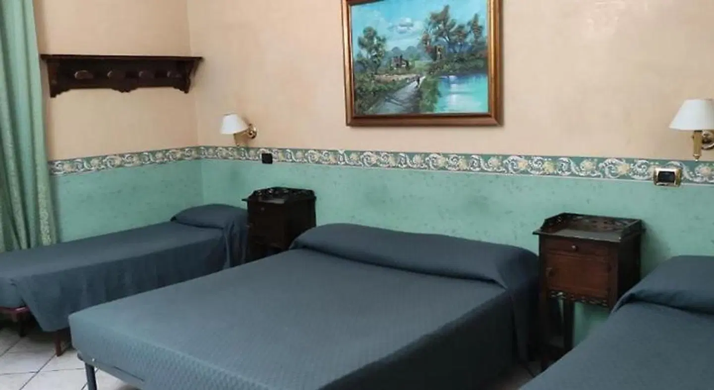 Montreal ROOM_EXAMPLE