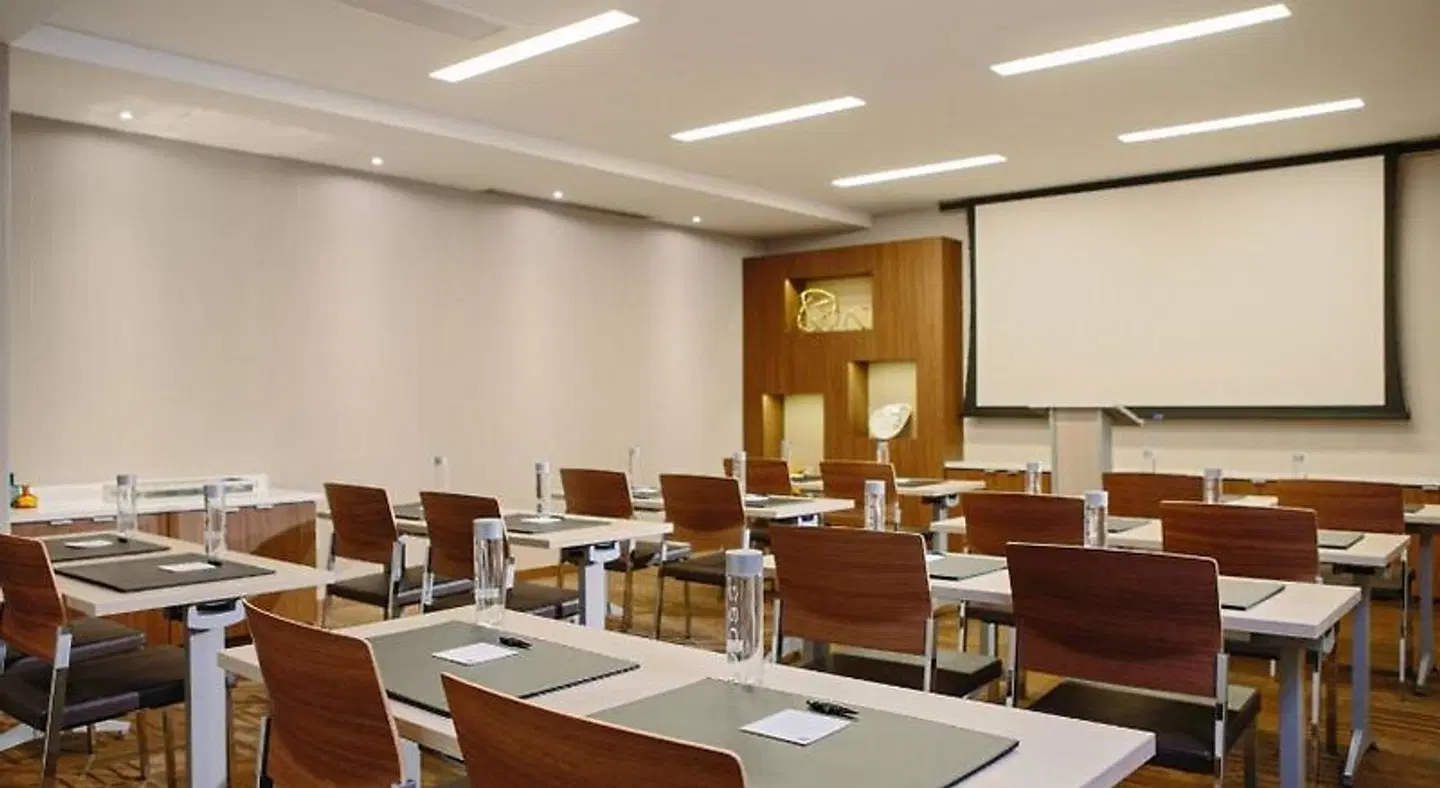 AC Hotel by Marriott Kansas City Westport Konferenz