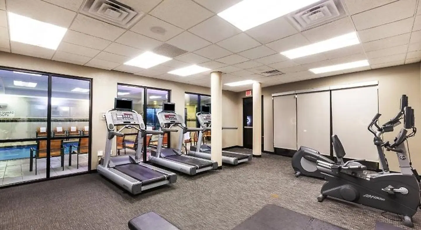 Courtyard by Marriott Tulsa Woodland Hills SPORTS_AND_LEISURE