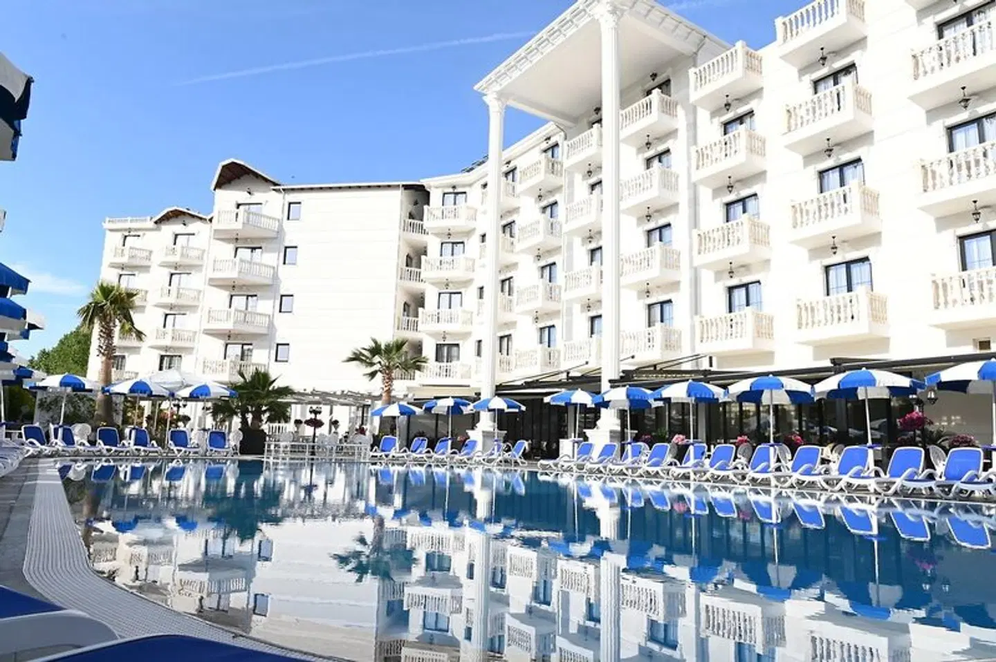 Onufri Hotel OUTDOOR_POOL