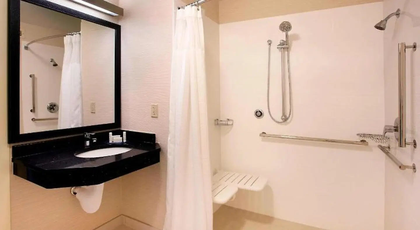 Fairfield by Marriott Inn & Suites Merrillville Badezimmer