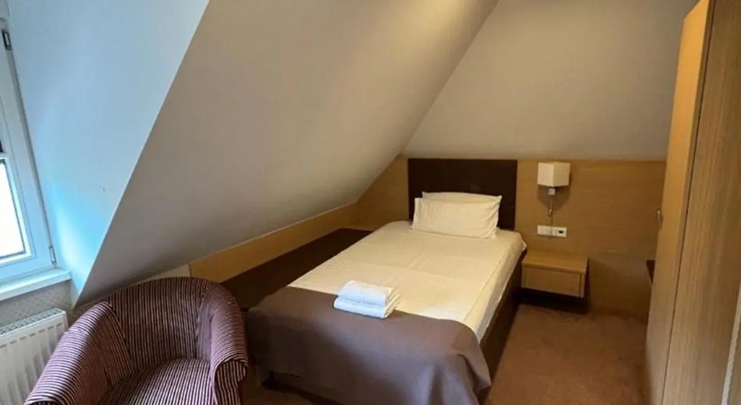 Ortel ROOM_EXAMPLE