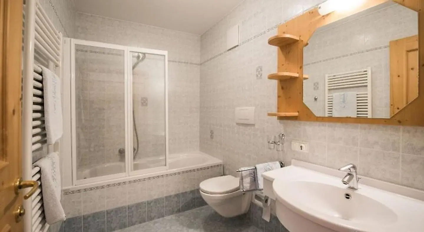 Pension Rosenheim Badezimmer