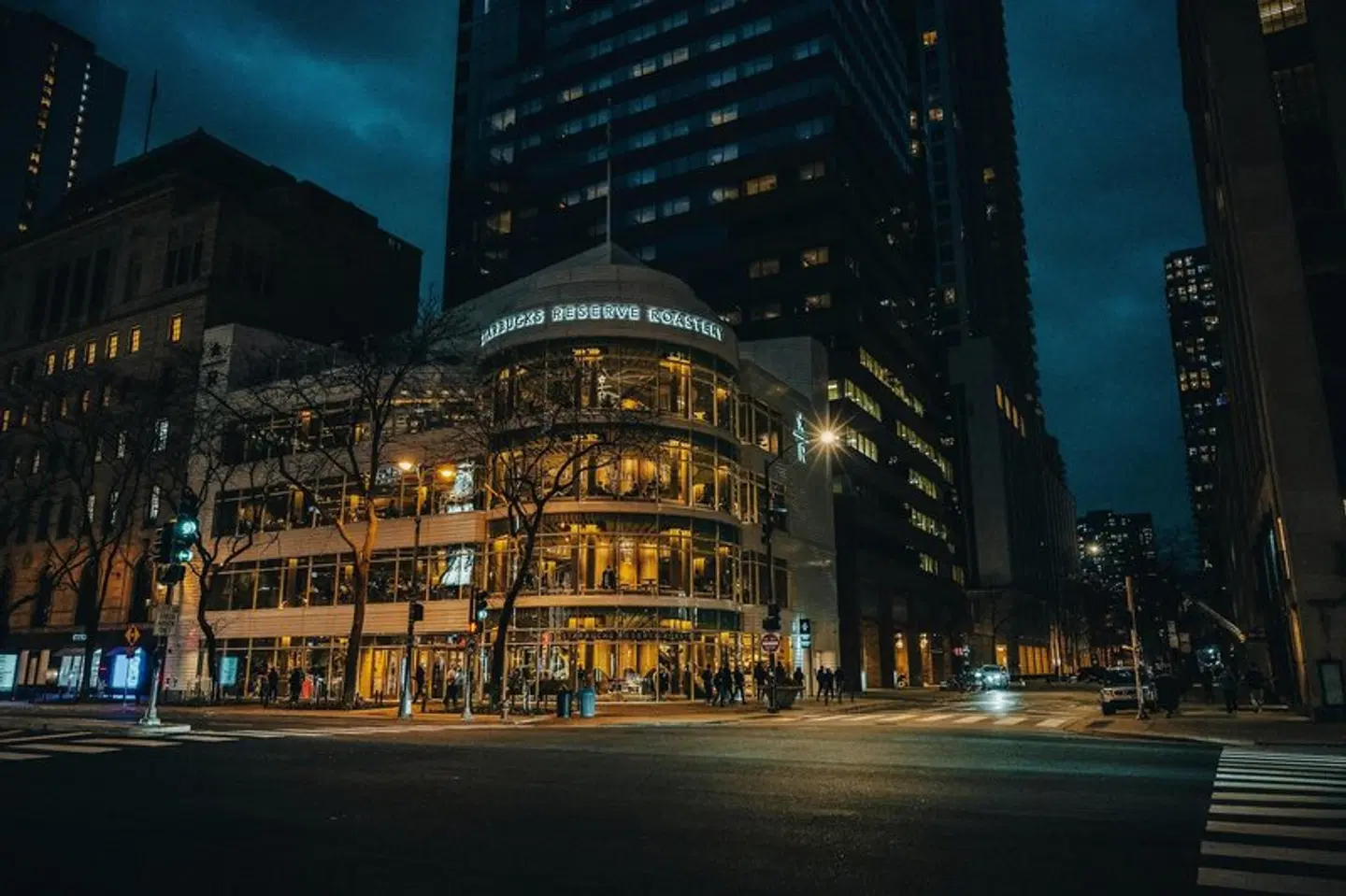 The Chicago Hotel Collection - Magnificent Mile Hotel & Suites EXTERIOR