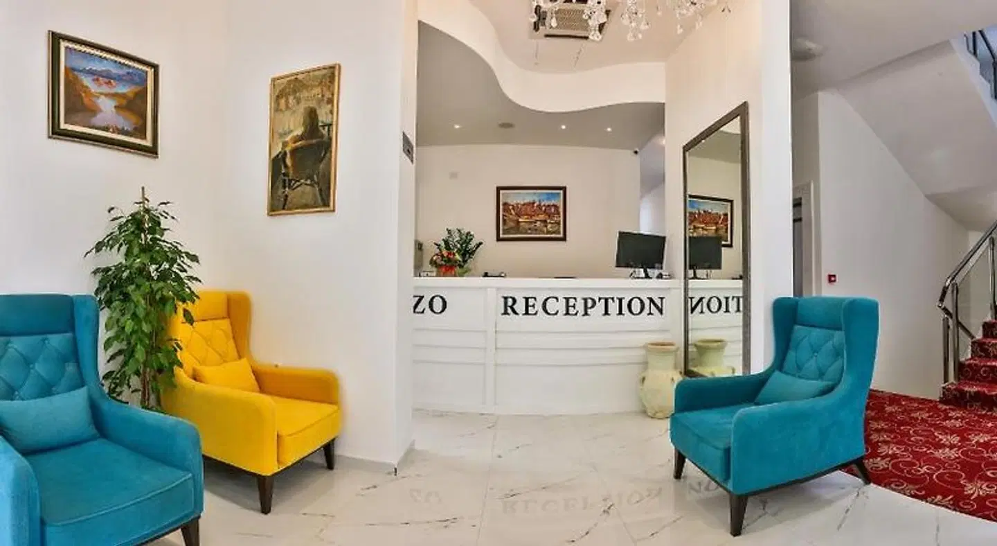 Pozzo LOUNGE_LOBBY