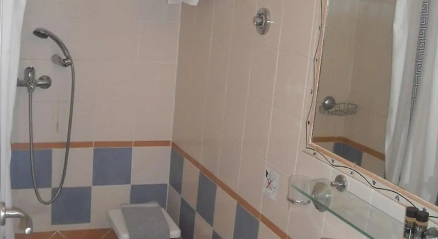 Aegli Badezimmer