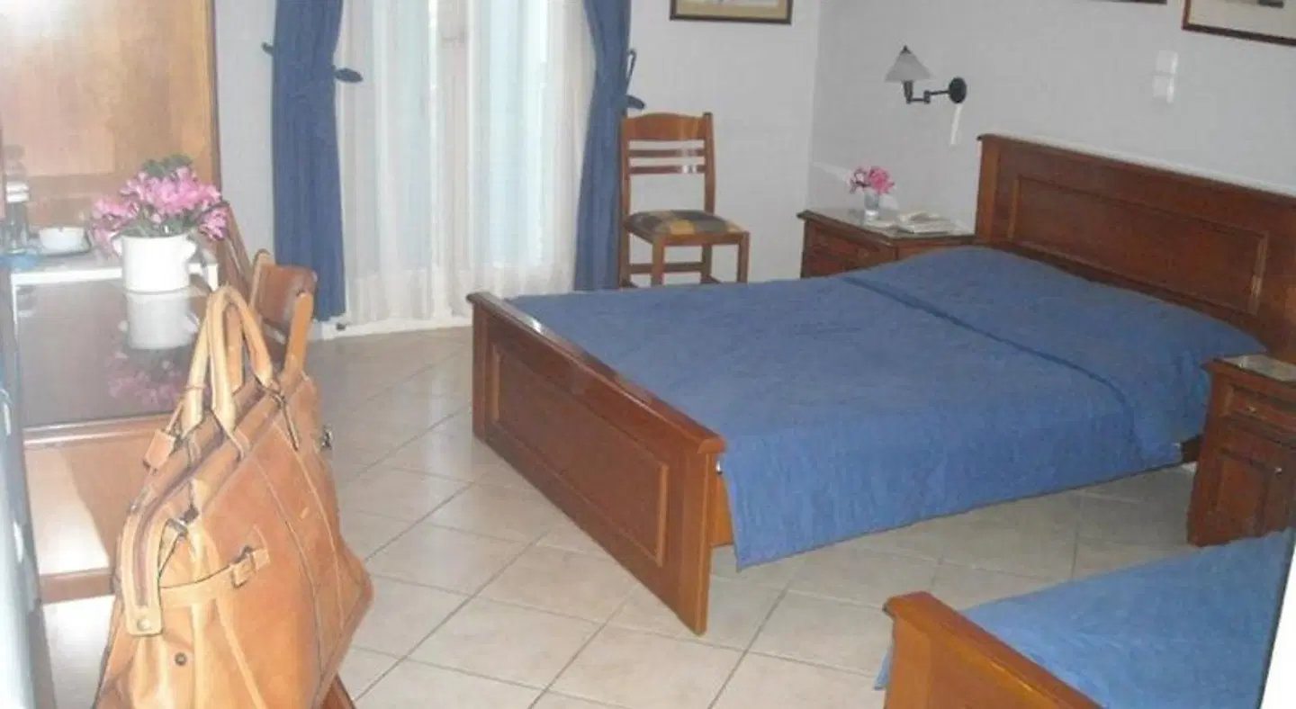 Aegli ROOM_EXAMPLE