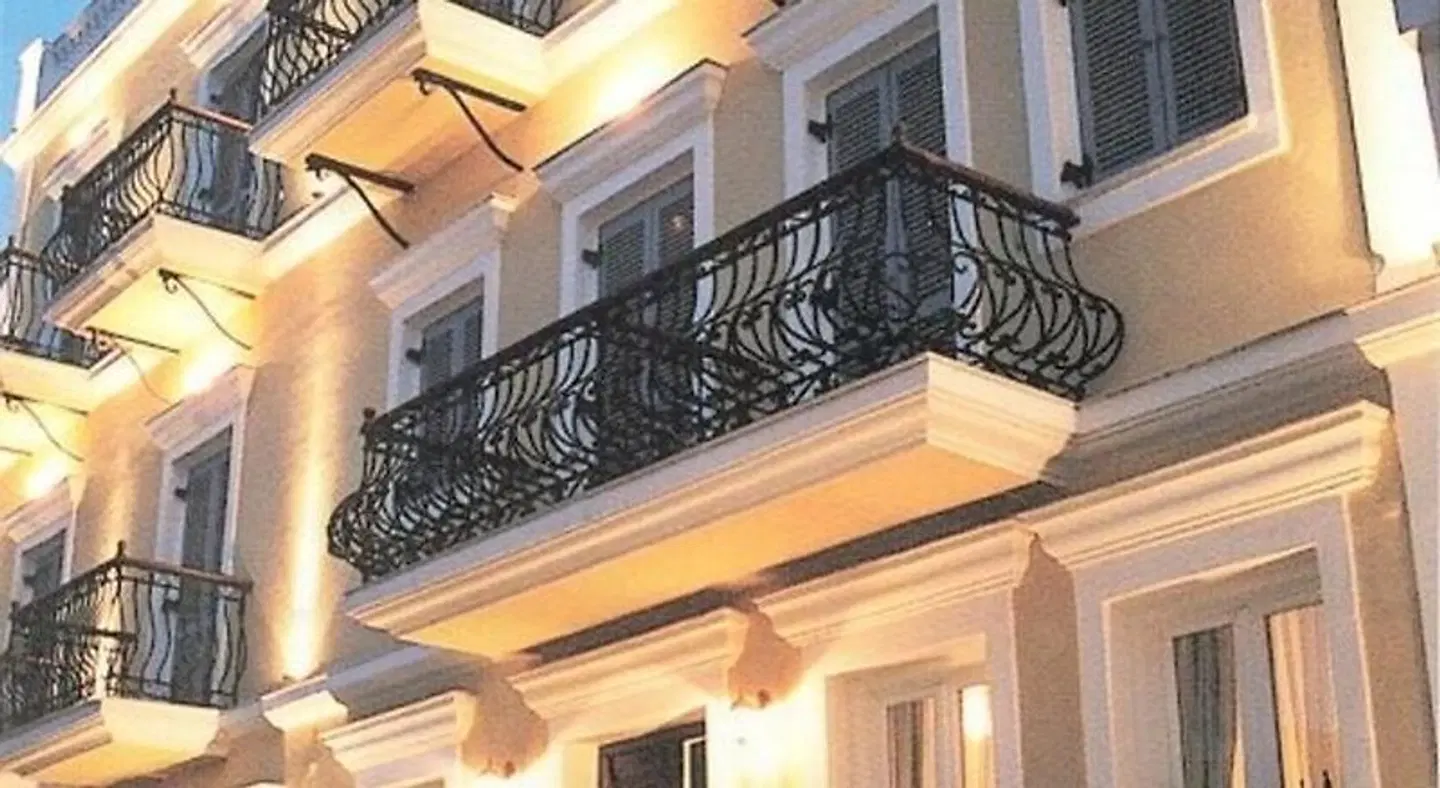 Aegli EXTERIOR