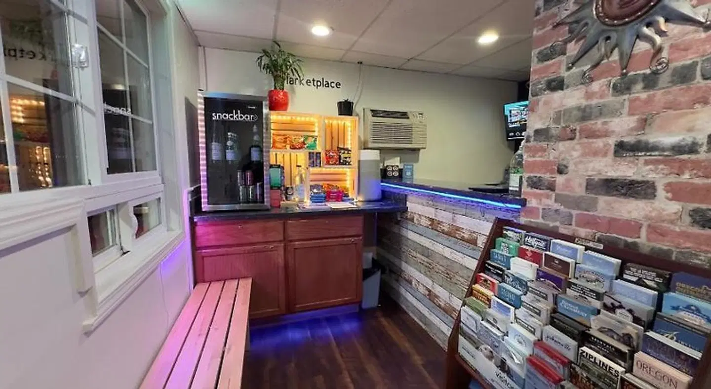 City Center Motel Bar