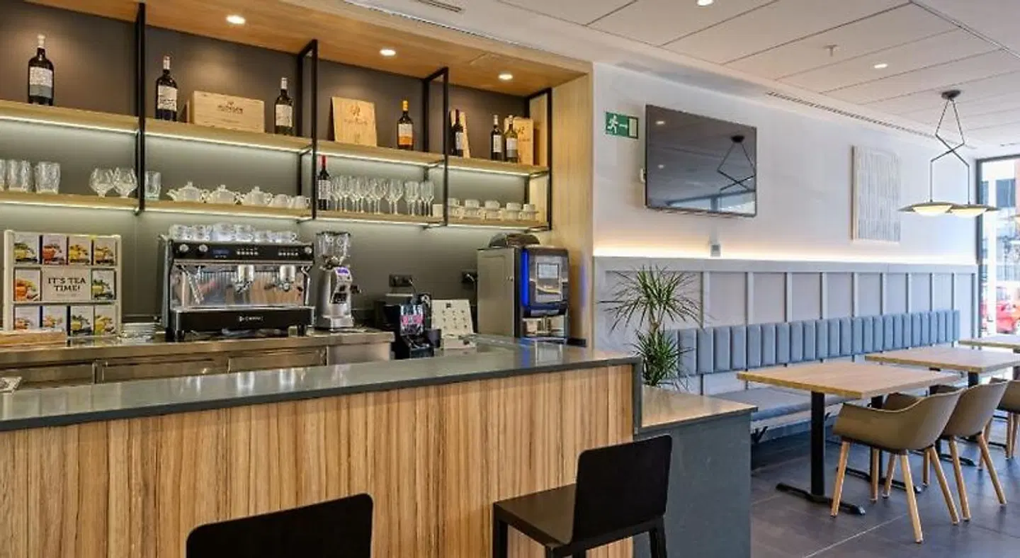 DWO Yuste Alcalá Bar