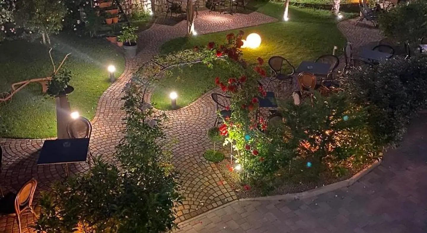 Gasthof Dolomiten Garten