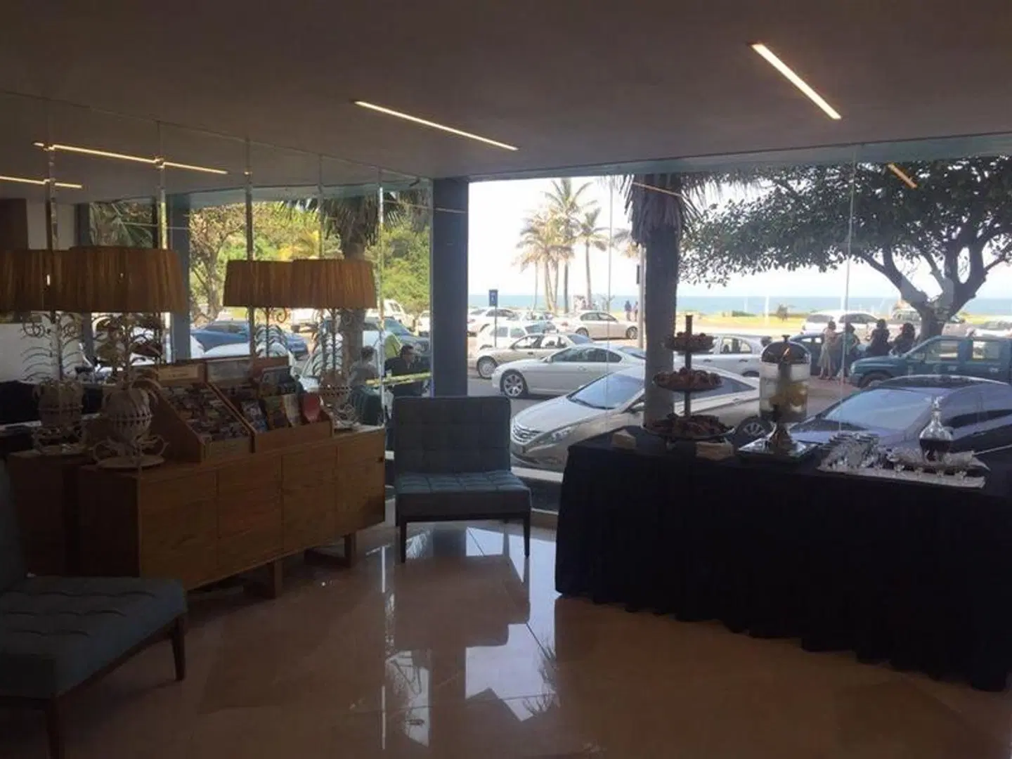 Blue Waters Hotel Restaurant
