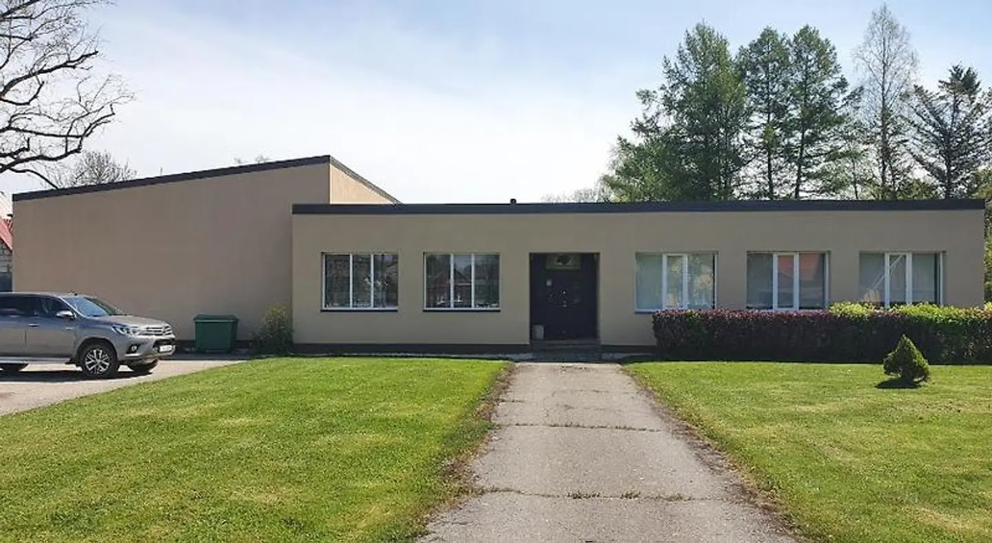 Jarva Jahindusklubi HOSTEL EXTERIOR