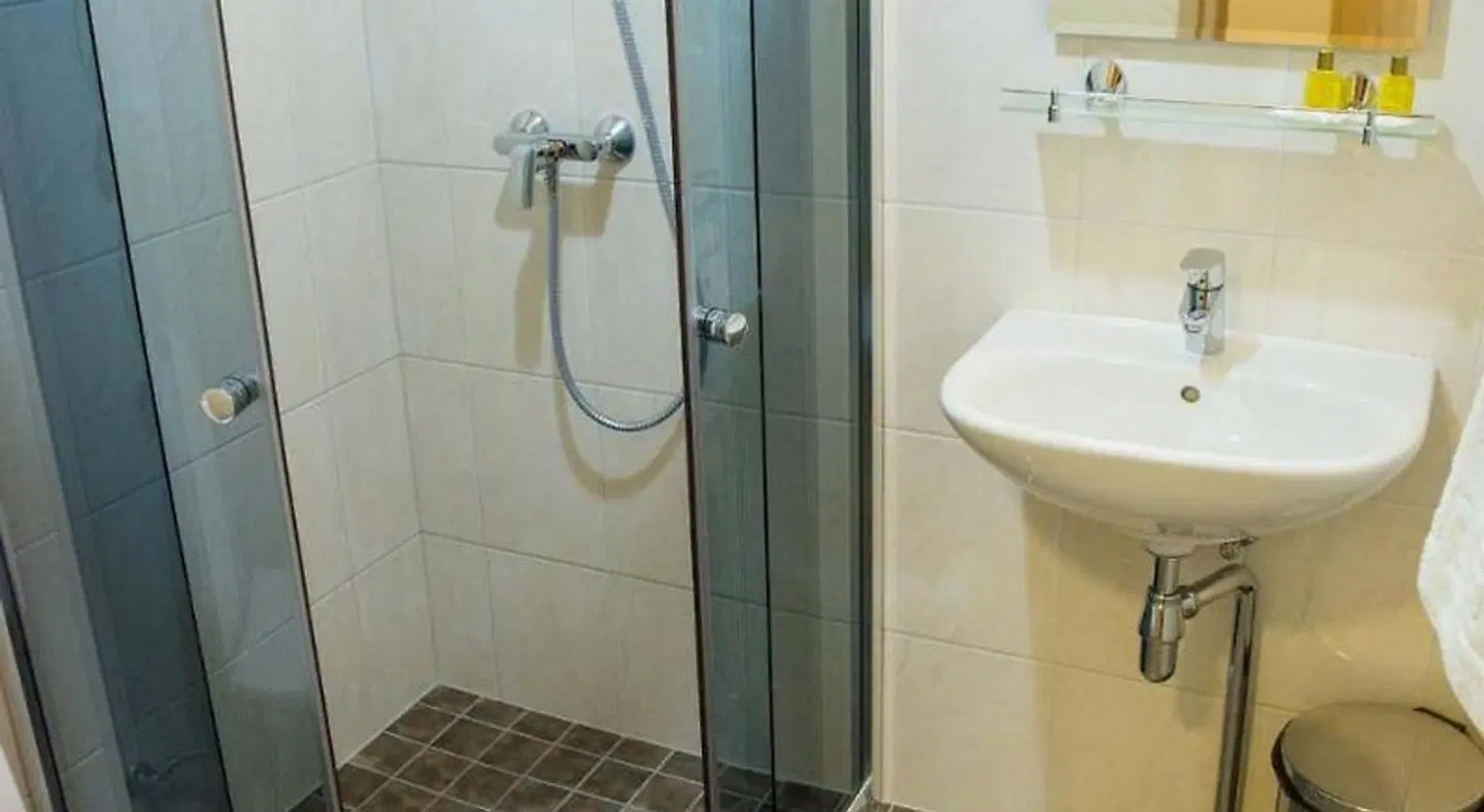 Ankur Hotell Badezimmer
