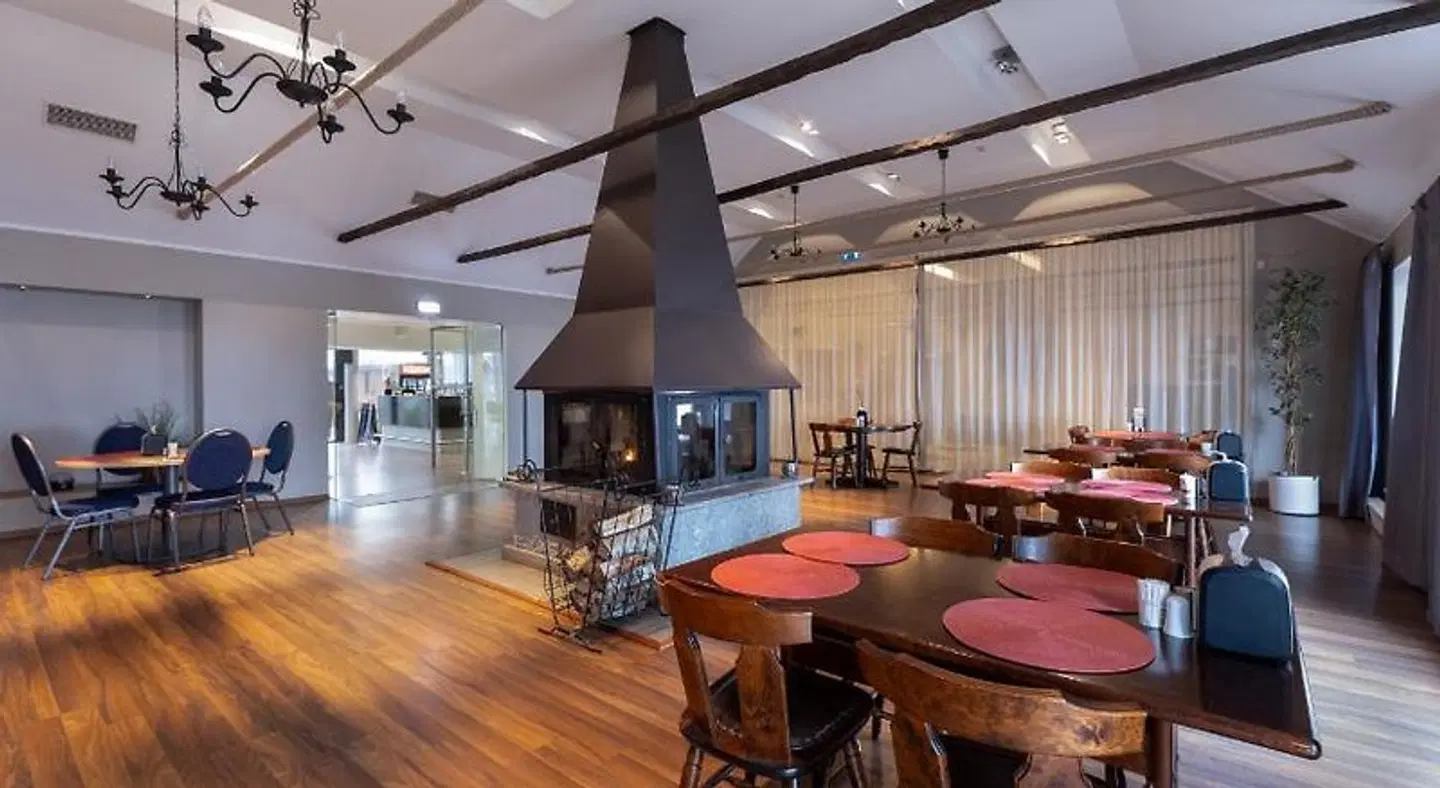 Peoleo Hotell Bar