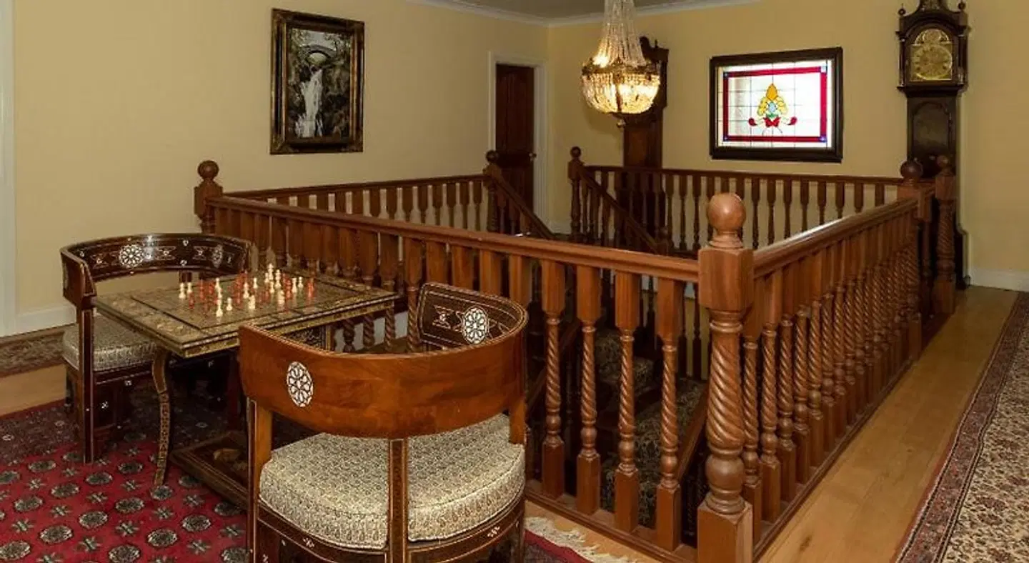 The Dales Bar