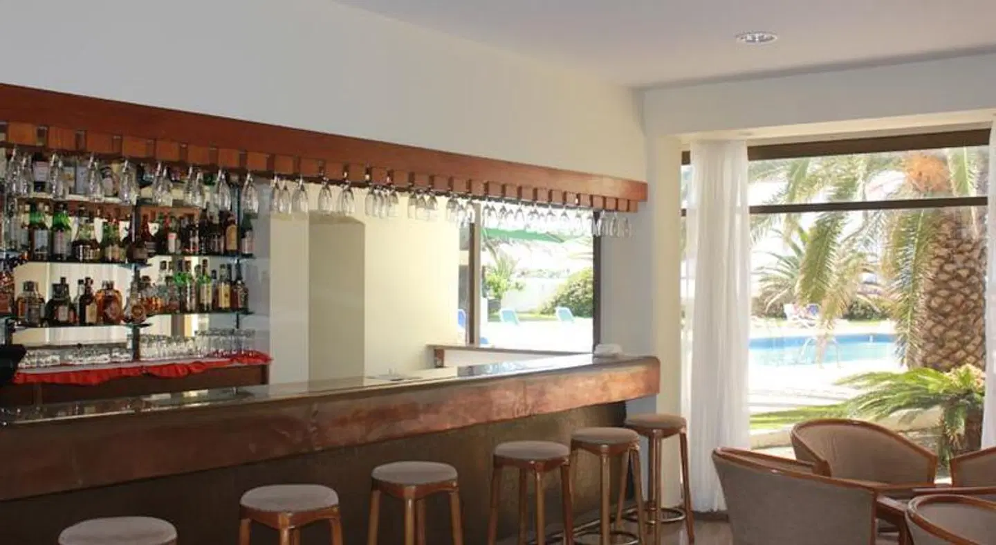 Caravelas Bar