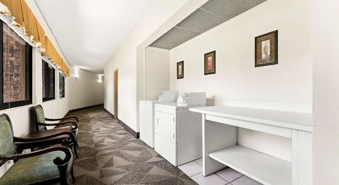 Best Western Riverside Inn ROOM_EXAMPLE