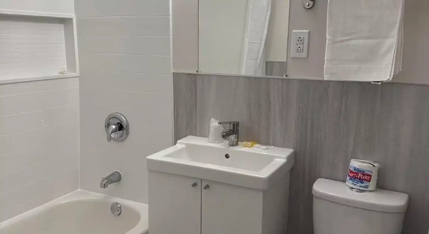 Yellow Quill Motel Badezimmer