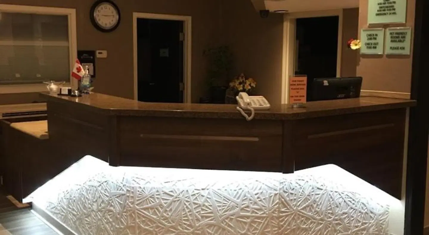 Bay Hill Inns & Suites, Neepawa HEALTH_BEAUTY