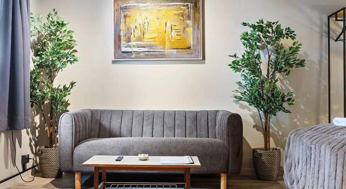 Astro Apartments ROOM_EXAMPLE
