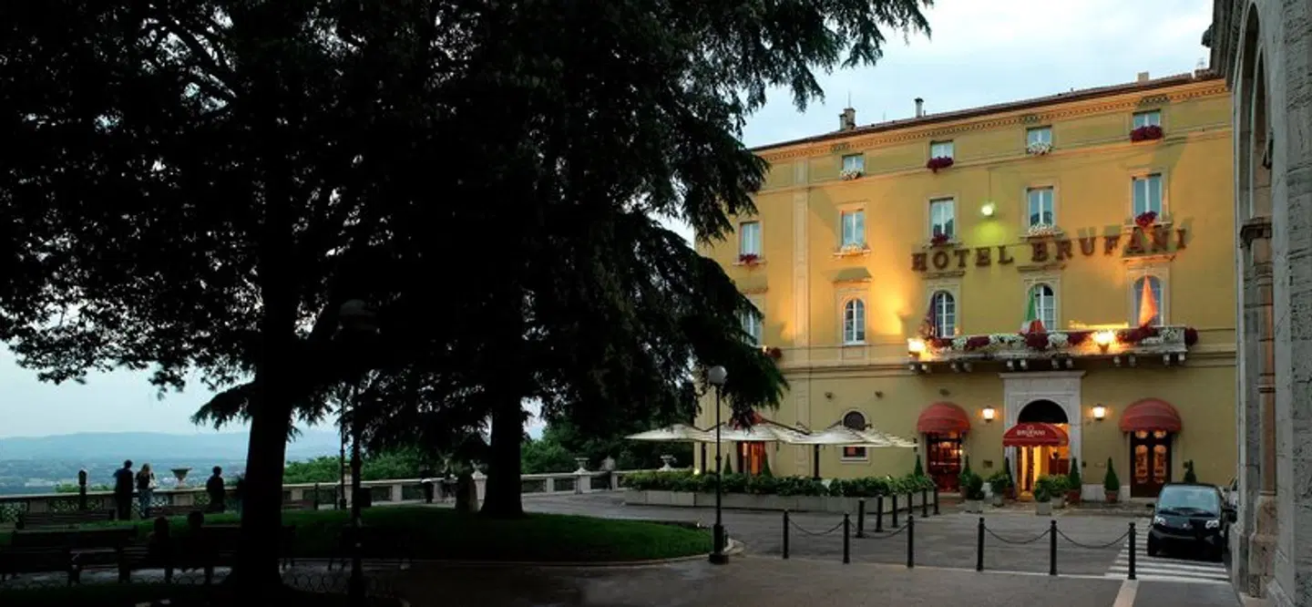 Sina Brufani Terrasse