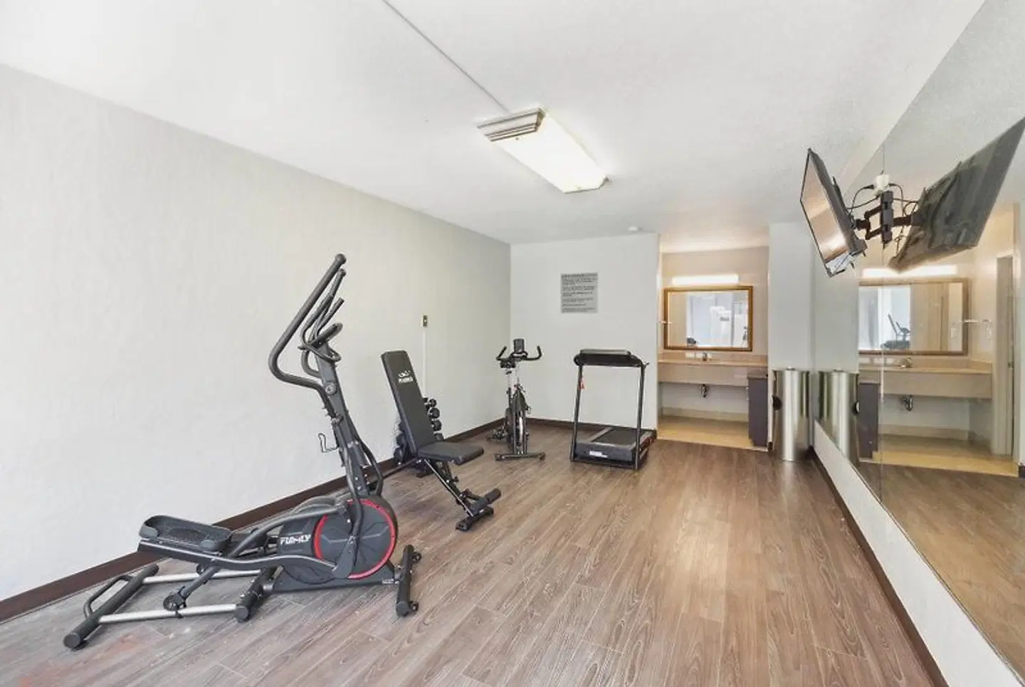 Ramada Inn Houma SPORTS_AND_LEISURE