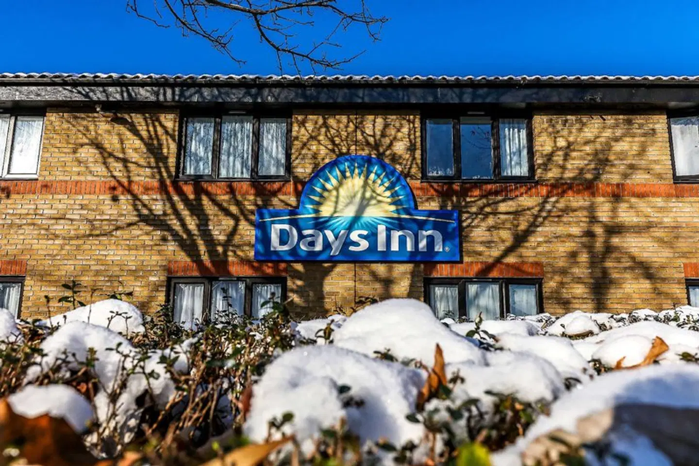 Days Inn by Wyndham London Stansted Airport EXTERIOR