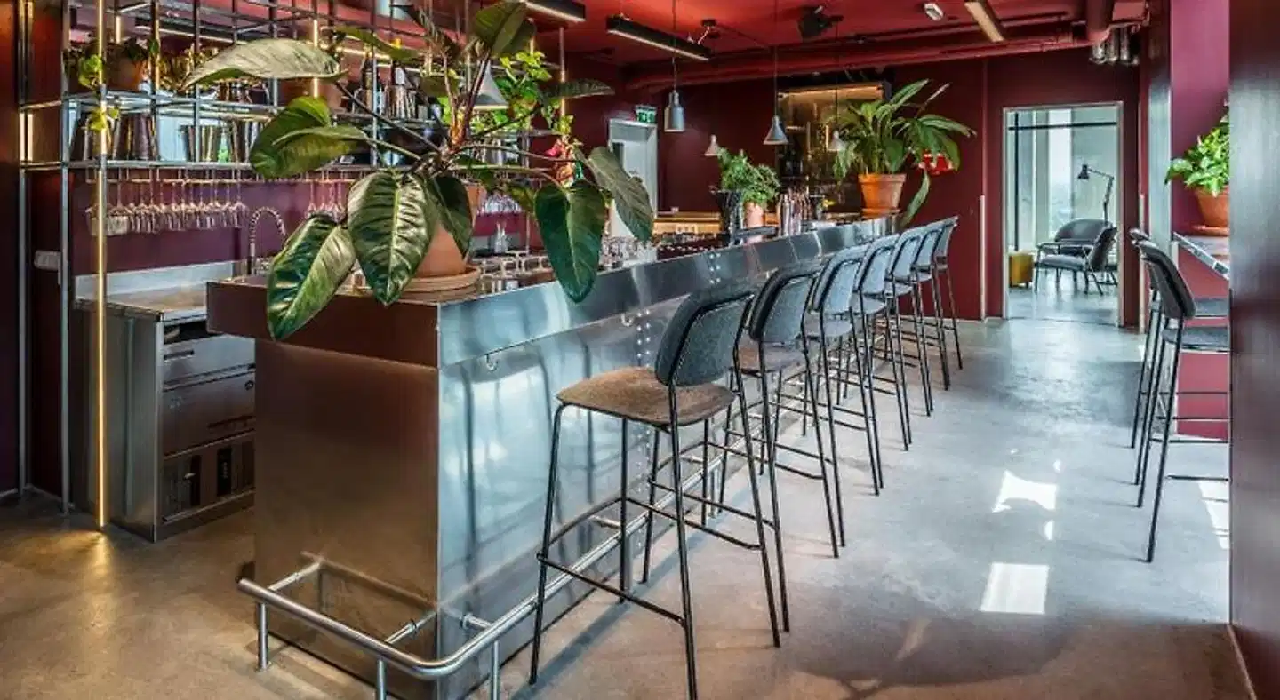 District Living Bar