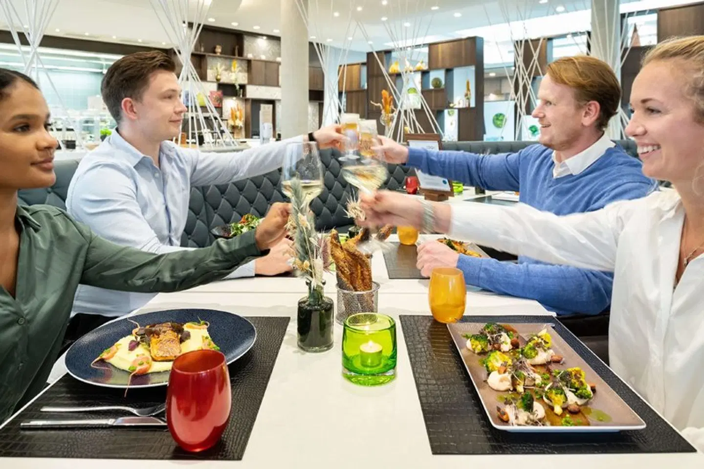 Hyatt Place Frankfurt Airport PEOPLE