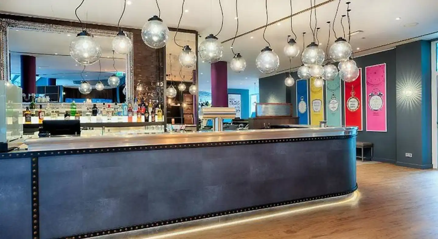 Premier Inn Stuttgart Bad Cannstatt Lobby