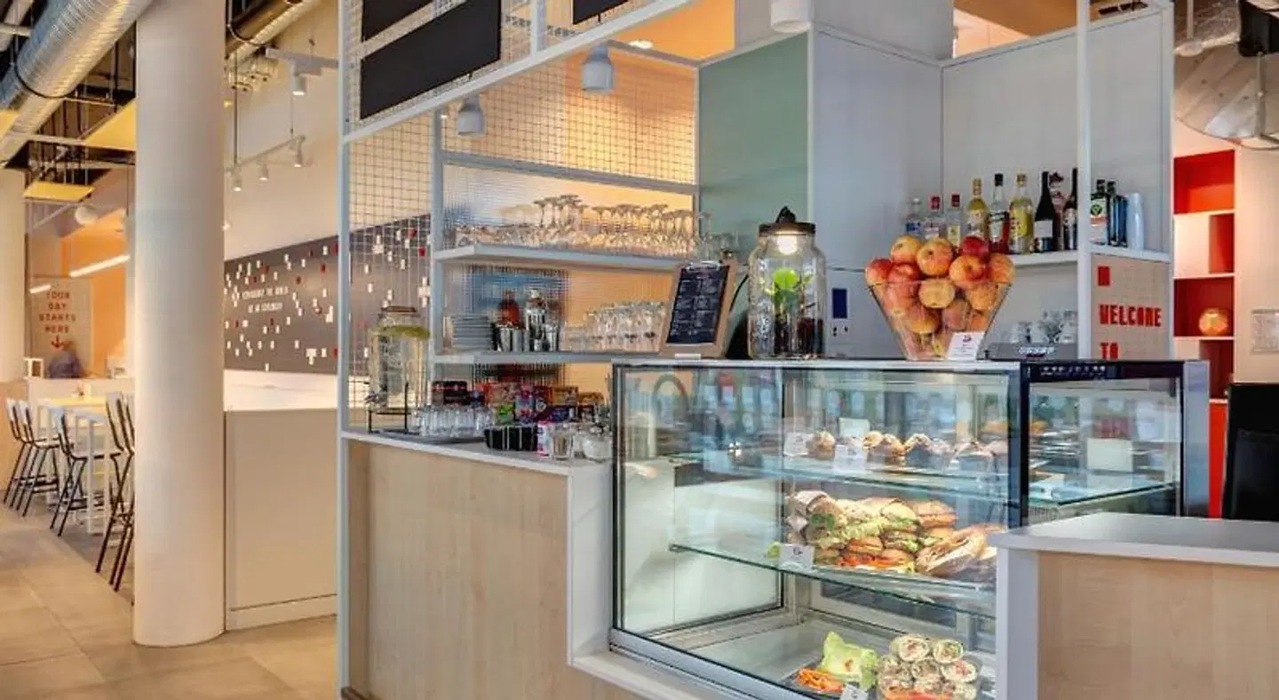 MEININGER Hotel Heidelberg Hauptbahnhof Bar