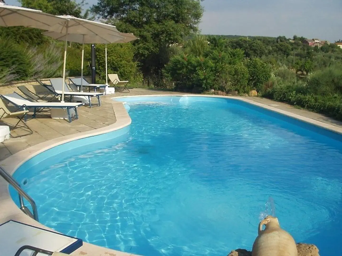 Podere La Branda OUTDOOR_POOL