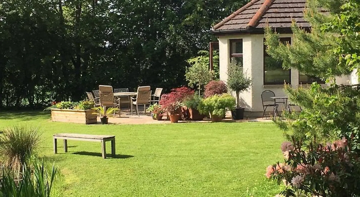 Home Farm Bed and Breakfast Garten