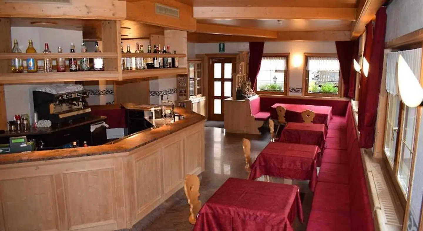 Victoria Bar