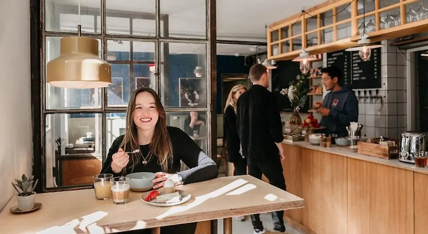 Woodah Hostel PEOPLE