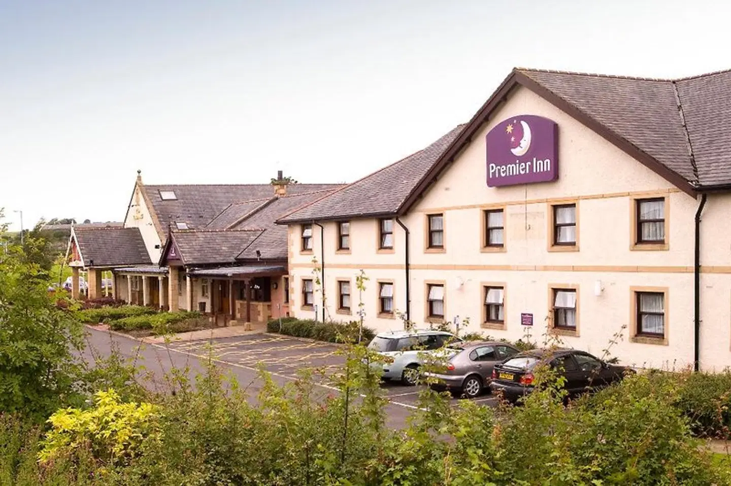 Premier Inn Kilmarnock EXTERIOR