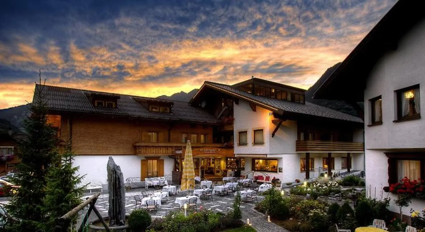 Hotel Apartments Alpenrose EXTERIOR