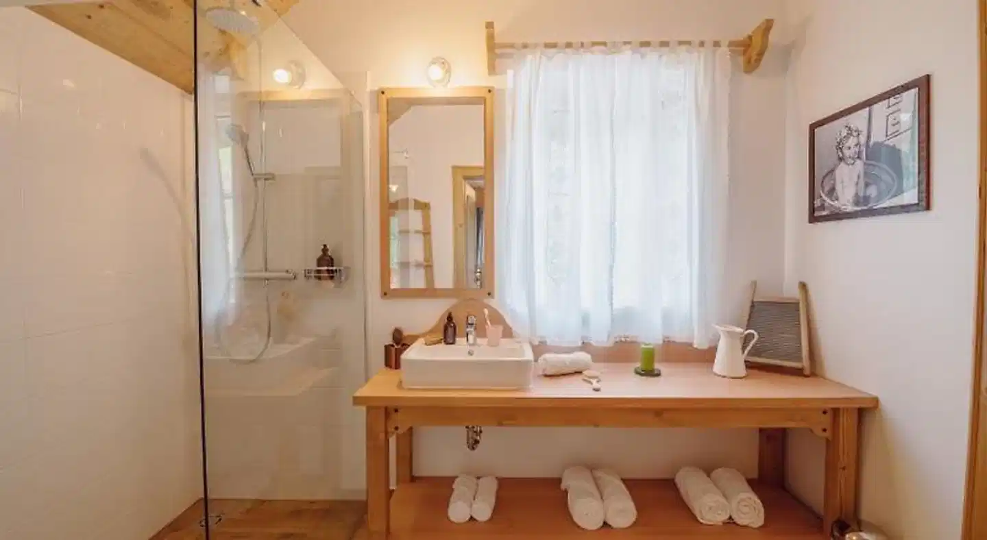 Narzissendorf Zloam Badezimmer