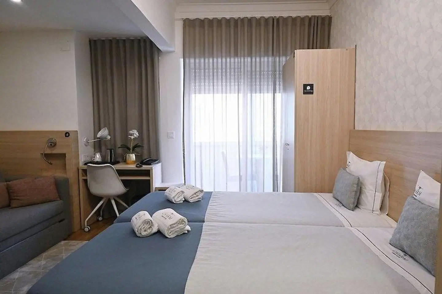 My Charm Lisbon Suites ROOM_EXAMPLE
